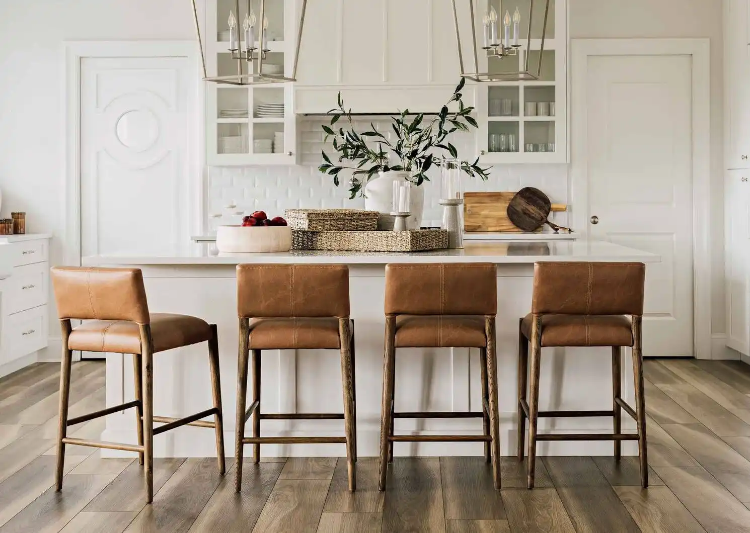 Use Stylish Bar Stools