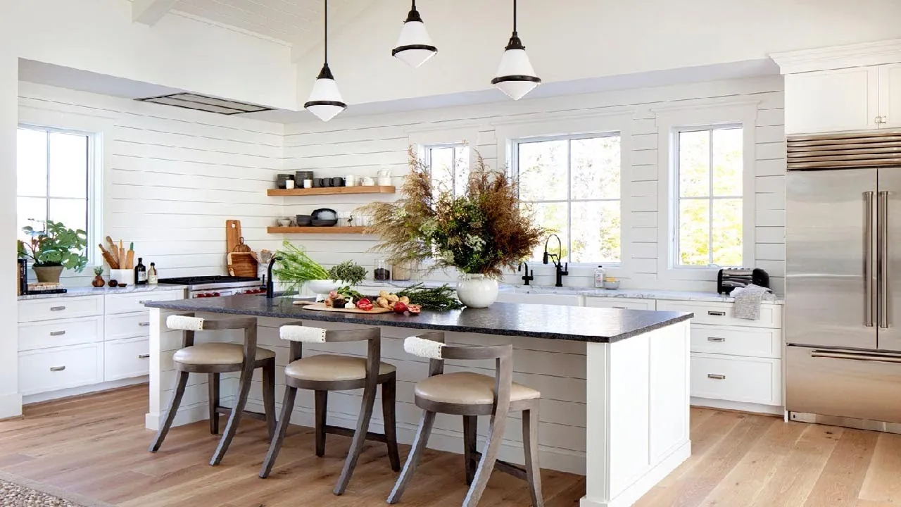 What Is Farmhouse Kitchen Decor?