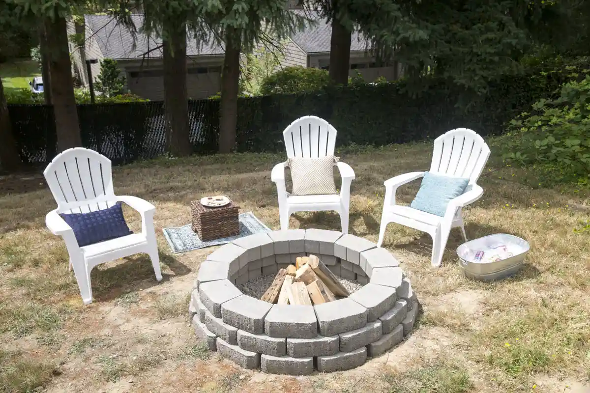 Build a Backyard Fire Pit