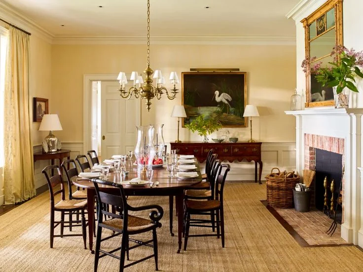 Cozy Family-Friendly Dining Room