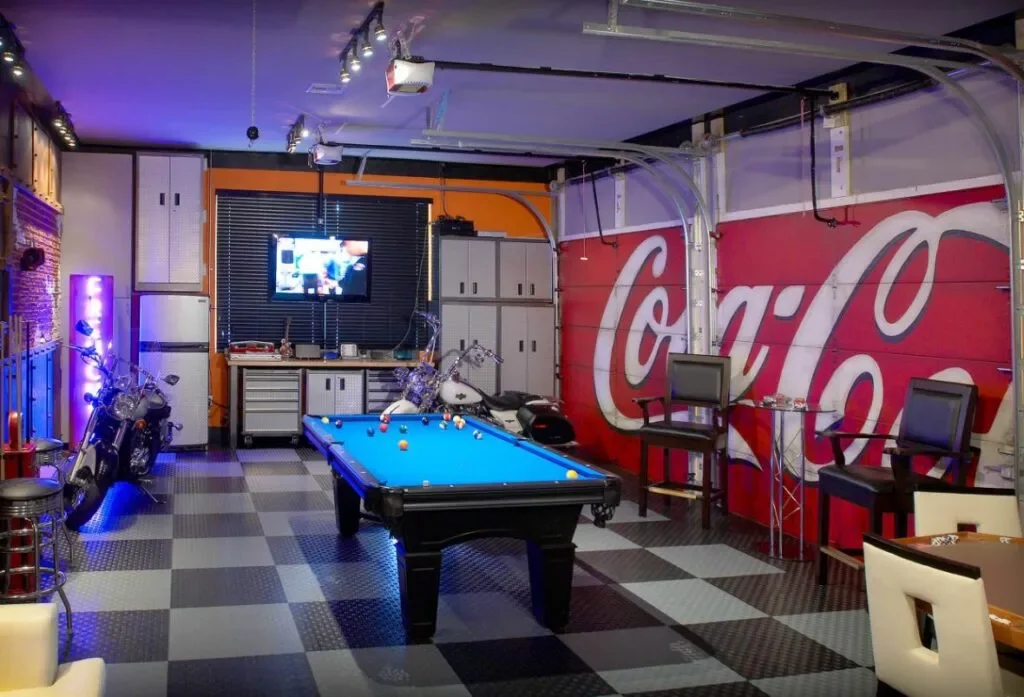 Entertainment Room
