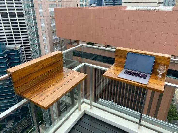 Workspace Balcony Setup