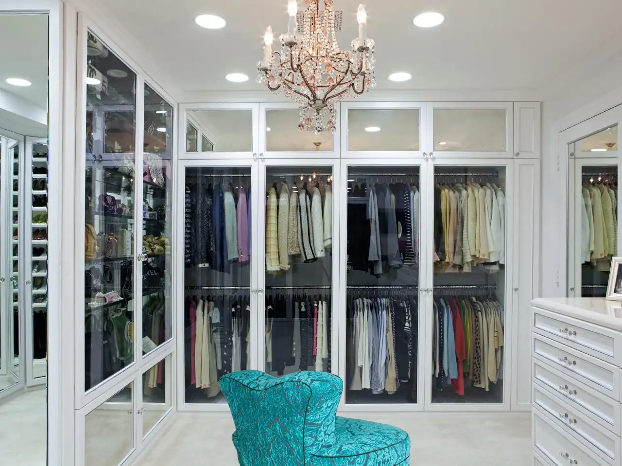 Add a Personal Touch to Your Closet Design