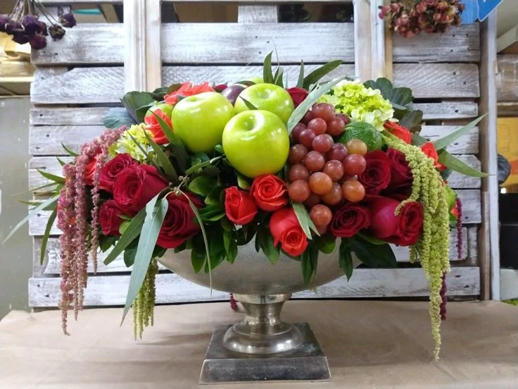Decorative Bowls and Fruit Displays