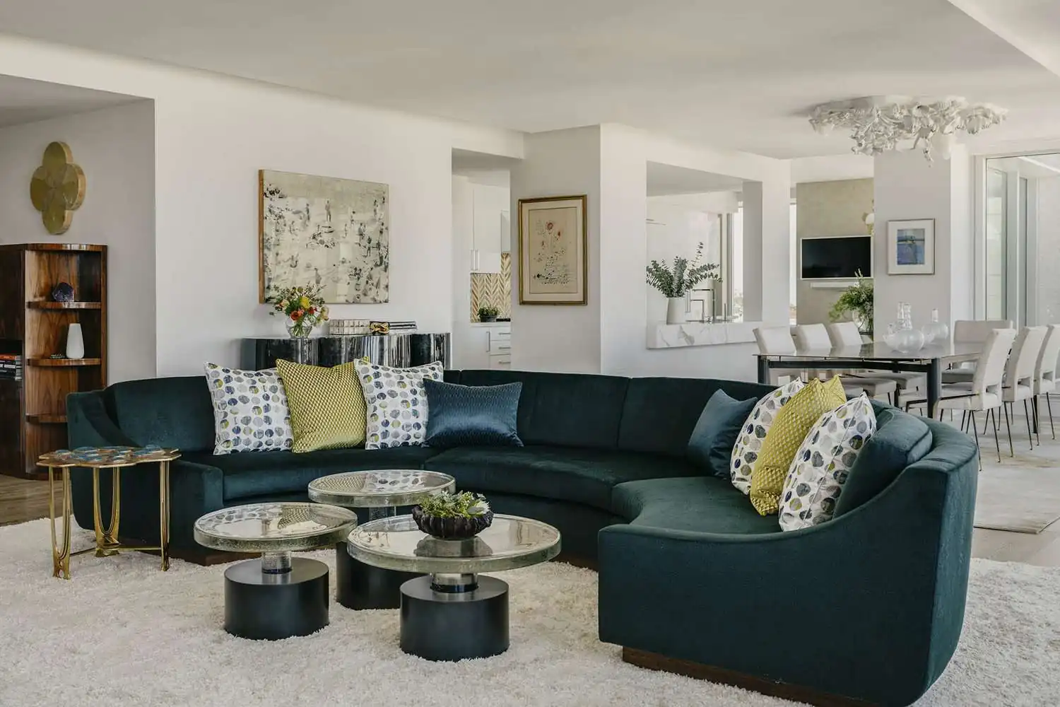 Emerald Green Sofas For A Luxurious Modern Look