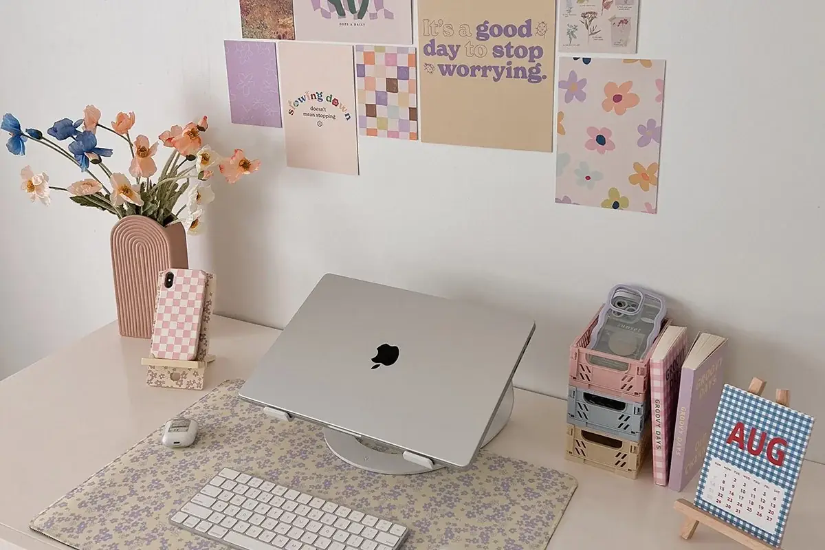 Incorporate a Color Theme