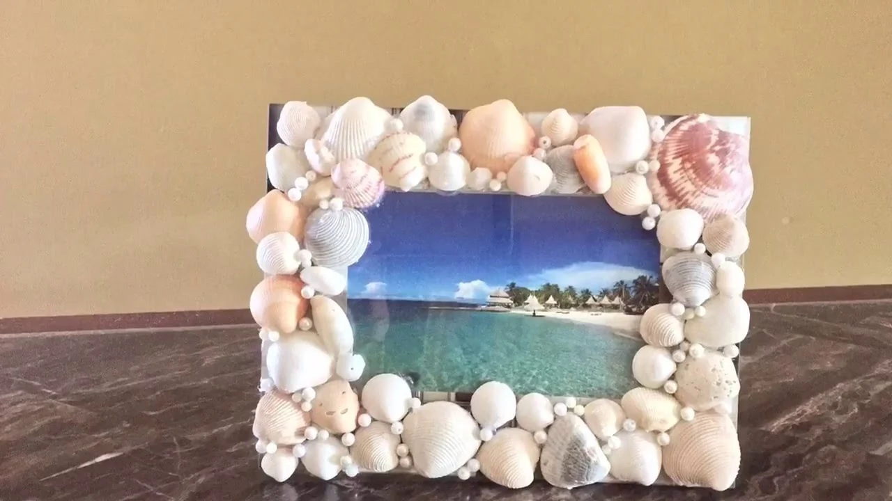 DIY Seashell Picture Frames