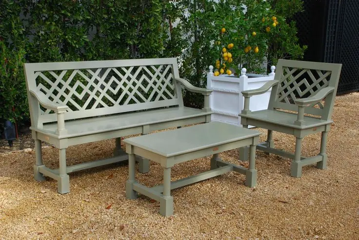 Garden Benches for Classic Charm