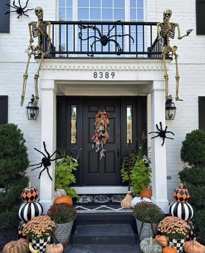 Spooky Entrance Arch with Fake Cobwebs