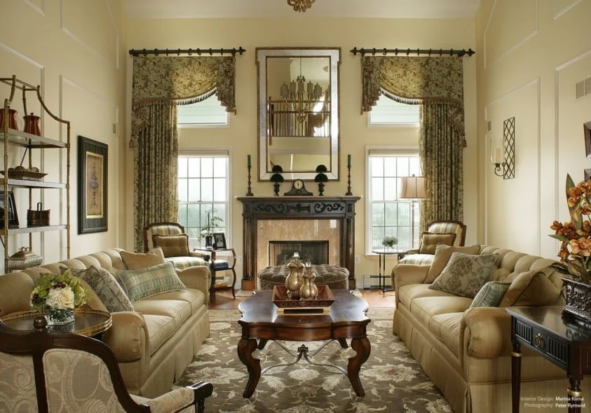 Traditional Elegant Living Room