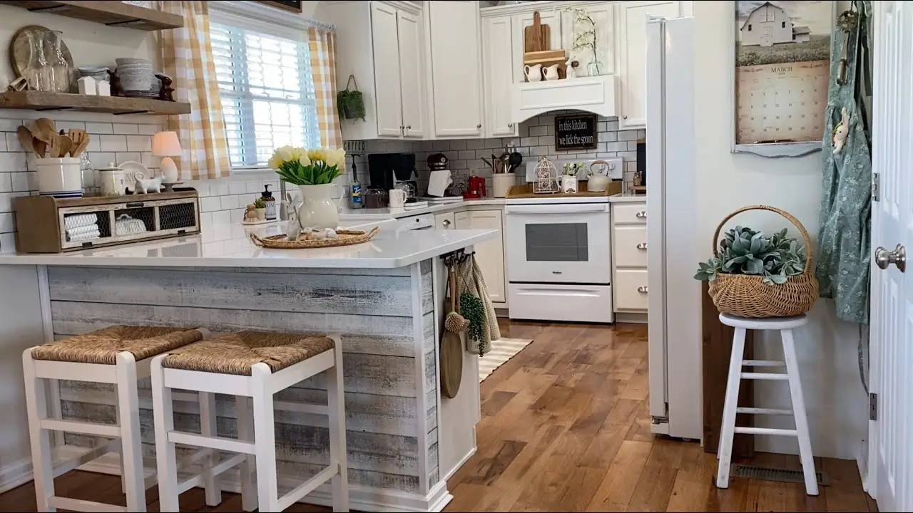 farmhouse kitchen decor